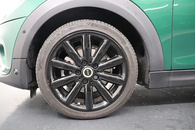 Mini F56 Cooper SE