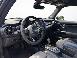 Fahrzeugbild MINI F56 Cooper SE