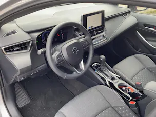 Suzuki Swace 1.8 Compact Top Hybrid