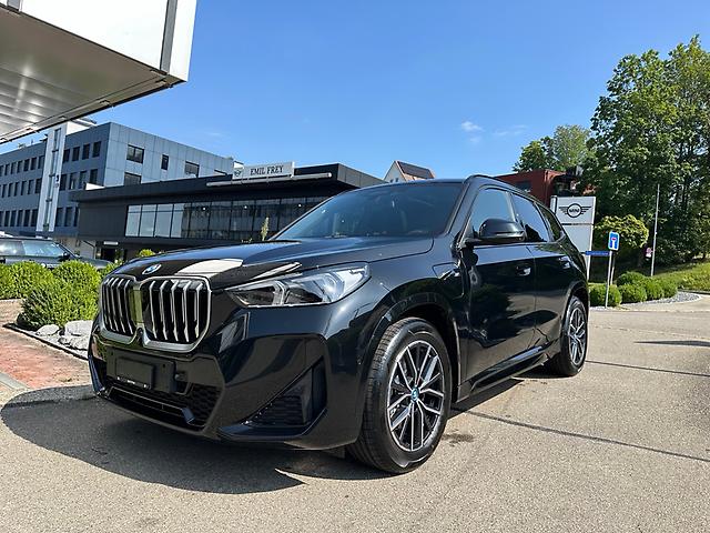 BMW X1 25e xDrive paddles: Jetzt Probefahrt buchen!