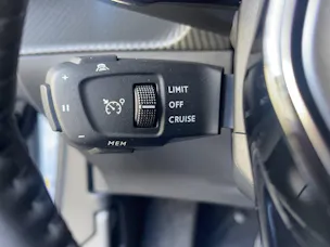Peugeot 2008 1.2 PureTech 130 Allure