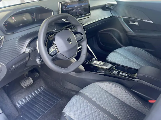 Peugeot 2008 1.2 PureTech 130 Allure