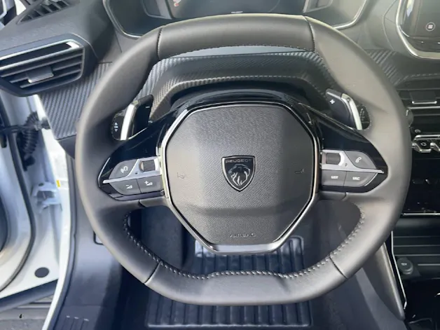 Peugeot 2008 1.2 PureTech 130 Allure