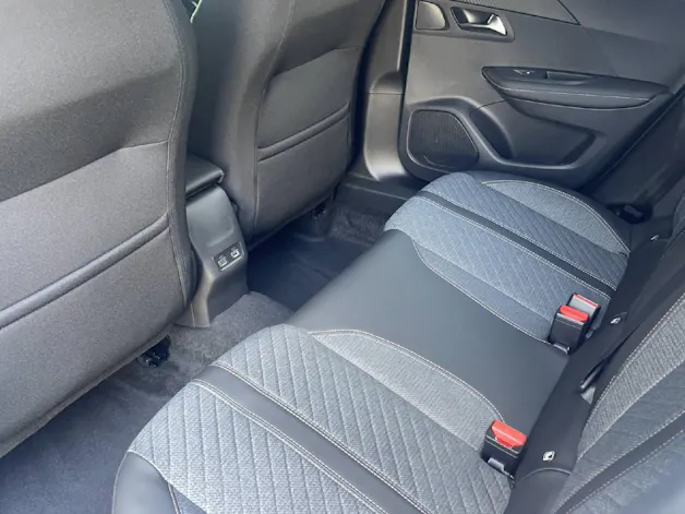 Peugeot 2008 1.2 PureTech 130 Allure