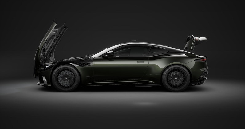 Vehicle image ASTON MARTIN DBS