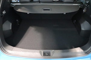 Vehicle image SUBARU Impreza 2.0i 4x4 e-Boxer Luxury