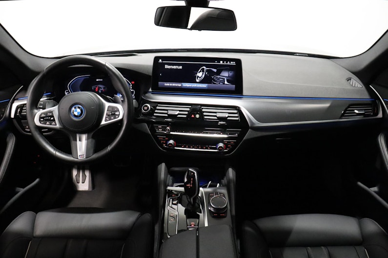 Vehicle image BMW 5 SERIES
