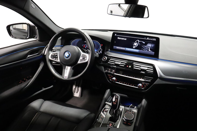 Vehicle image BMW 5 SERIES