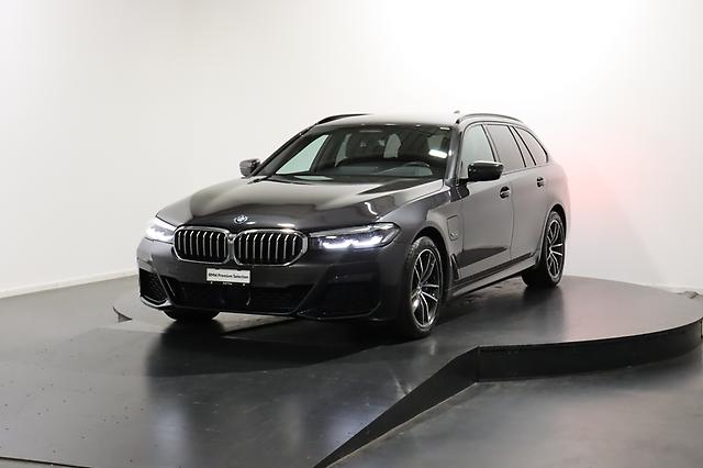 BMW 530e xDrive SAG Touring: Jetzt Probefahrt buchen!