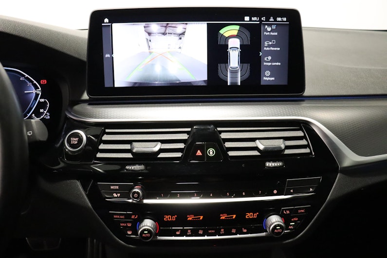 Vehicle image BMW 5 SERIES