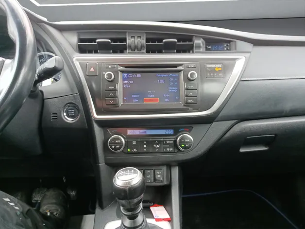 Toyota Auris Touring Sports 1.6 Sol