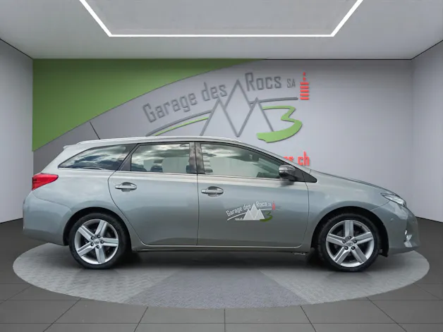 Toyota Auris Touring Sports 1.6 Sol