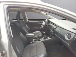 Toyota Auris Touring Sports 1.6 Sol