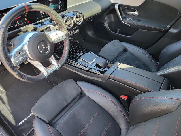 Mercedes-Benz A 35 AMG 4matic