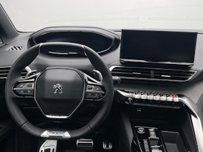 Vehicle image PEUGEOT 3008 1.6 Plug-in Hybrid4 GT