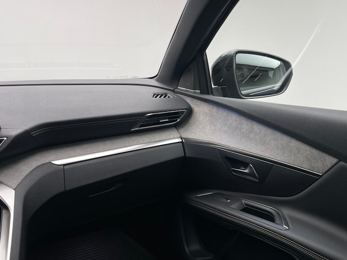 Vehicle image PEUGEOT 3008