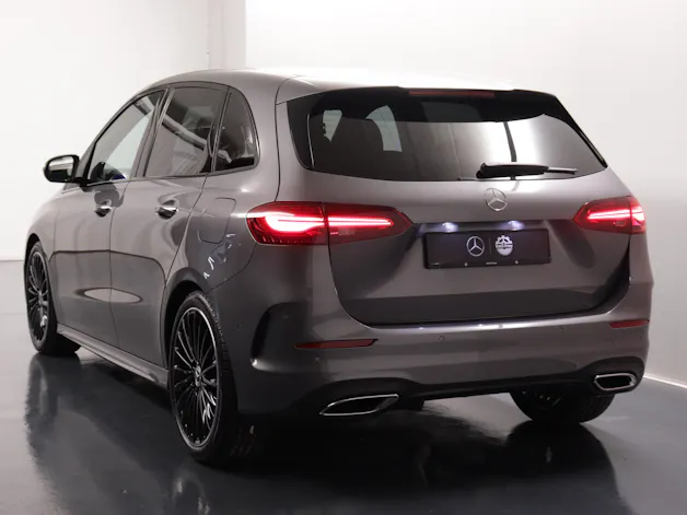 Mercedes-Benz B 200 AMG Line