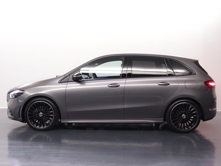 Vehicle image MERCEDES-BENZ B 200