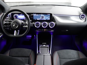 Vehicle image MERCEDES-BENZ B 200 AMG Line