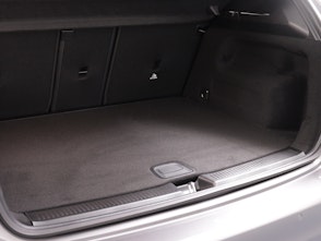 Vehicle image MERCEDES-BENZ B 200 AMG Line