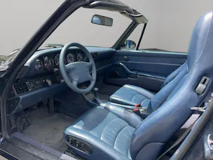 Porsche 911 (Typ 993) Carrera Cabriolet