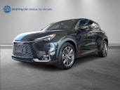 First vehicle image