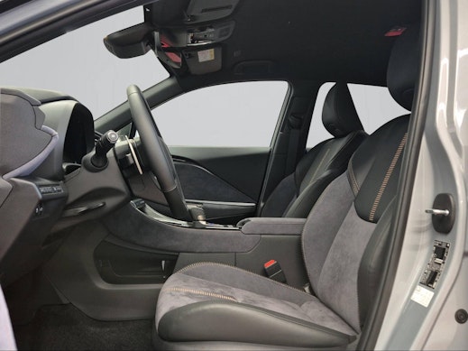 LEXUS LBX 1.5 Hybrid Cool AWD 2