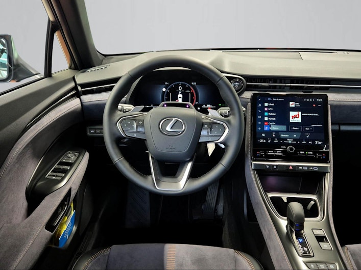 Vehicle image LEXUS LBX