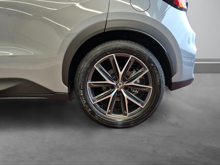 Vehicle image LEXUS LBX