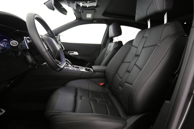 Vehicle image DS AUTOMOBILES DS7