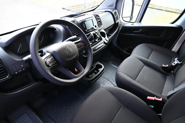 Citroën Jumper Kaw. 35 L2H2 2.2 BlueHDi 140 S/S - AUTOMAT