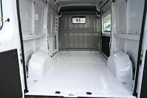 Citroën Jumper Kaw. 35 L2H2 2.2 BlueHDi 140 S/S - AUTOMAT
