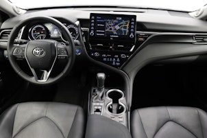 Vehicle image TOYOTA Camry 2.5 HSD Premium Leasing 1.49 % !