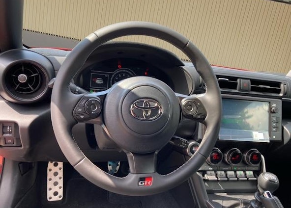 Vehicle image 5 Vehicle image 5