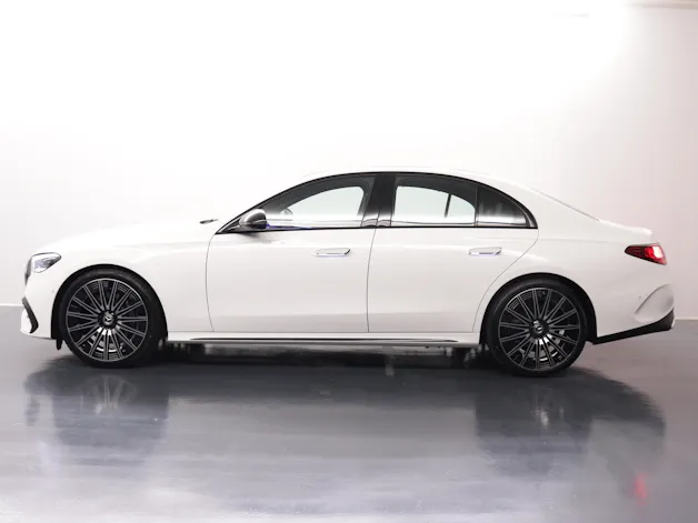Mercedes-Benz E 220 d AMG Line 4matic