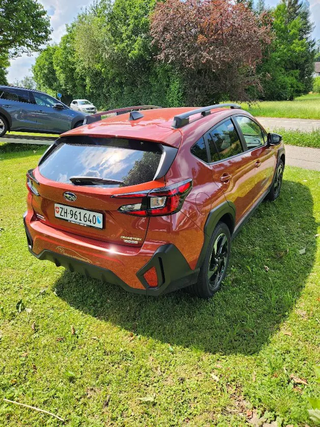 Subaru Crosstrek 2.0i e-Boxer Swiss Plus