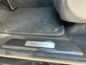 https://vehicle.imgix.net/3618704/74fc7152-5857-4094-a108-03aace99057e.jpg
