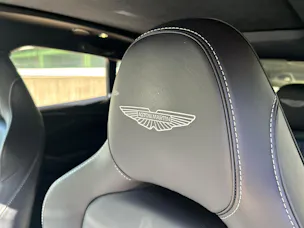 Aston Martin DBX 707 4.0 V8 Bi-Turbo
