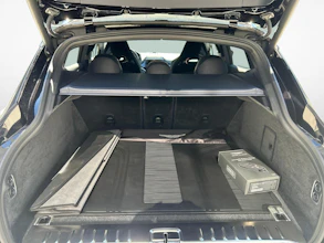 https://vehicle.imgix.net/3618704/a6976e45-2369-457c-bb7e-2763a48a142a.jpg