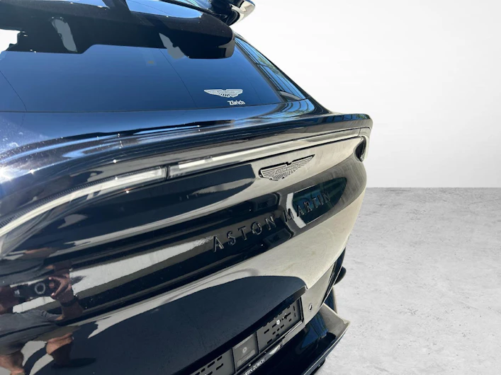 Fahrzeugbild ASTON MARTIN DBX