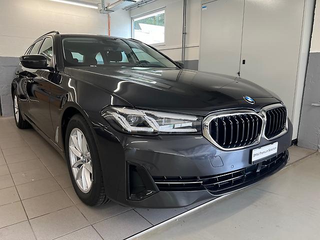 BMW 520d xDrive Touring: Jetzt Probefahrt buchen!