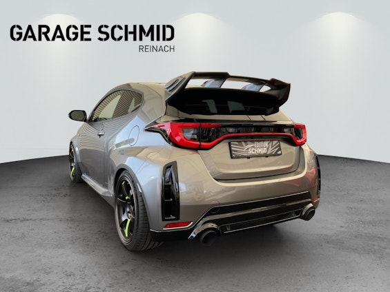 Vehicle image 4 Vehicle image 4