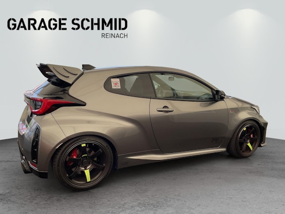 Vehicle image 6 Vehicle image 6