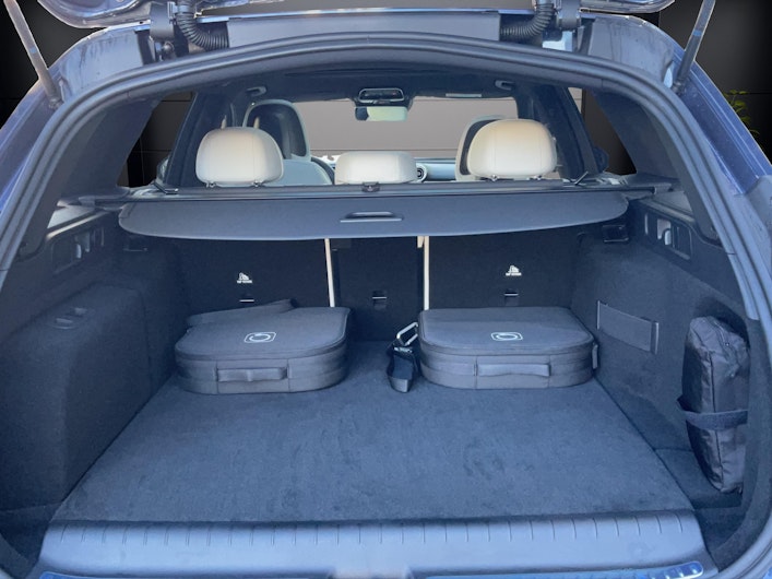 Vehicle image MERCEDES-BENZ C 300