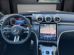 Vehicle image MERCEDES-BENZ C 300 de 4MATIC T-Modell AMG Line