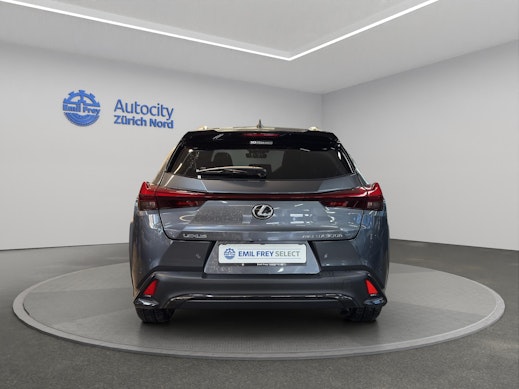 LEXUS UX 300h F-Line 3