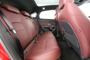 Vehicle image JAGUAR E-Pace 1.5 T 300e R-Dynamic SE AWD