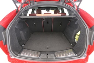 Vehicle image JAGUAR E-Pace 1.5 T 300e R-Dynamic SE AWD