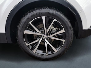 Vehicle image TOYOTA C-HR 2.0 HEV Trend 4x4