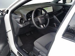 Vehicle image TOYOTA C-HR 2.0 HEV Trend 4x4